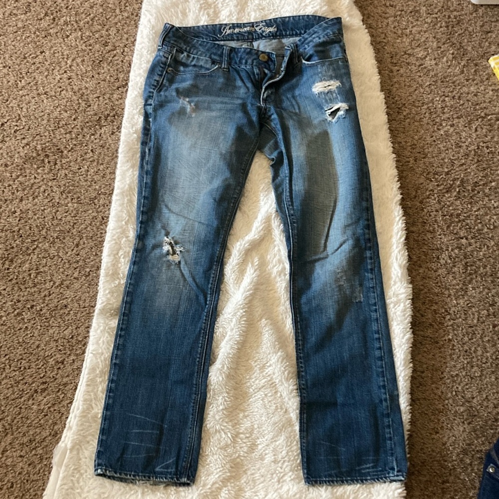 Low-rise jeans